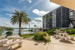 Picture of 15 Bluebill Ave 1006, Naples, FL 34108