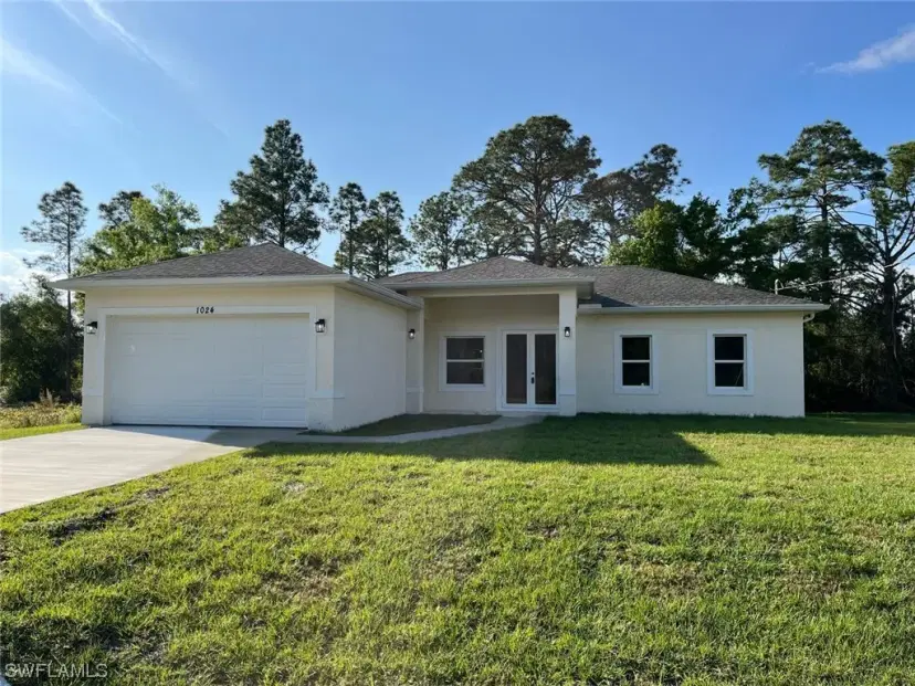 Picture of 1024 Bagget St E, Lehigh Acres FL 33974