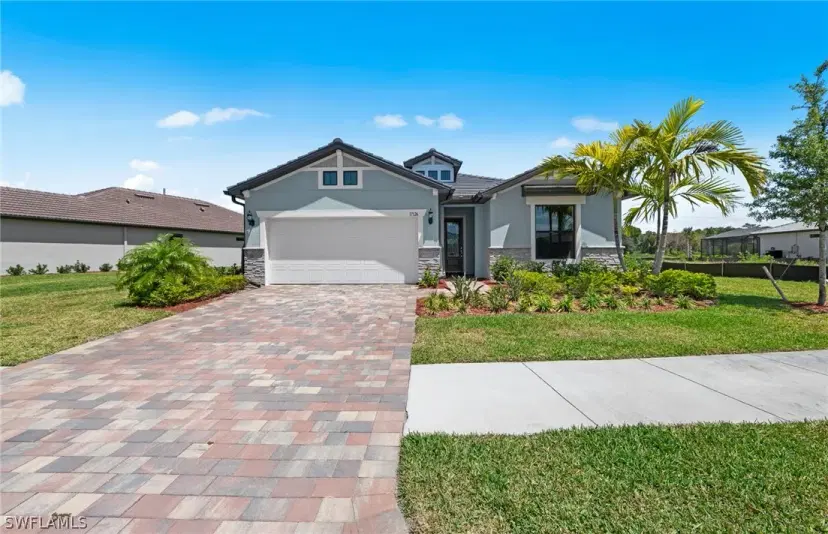 Picture of 17126 Oakstead Dr, Alva FL 33920