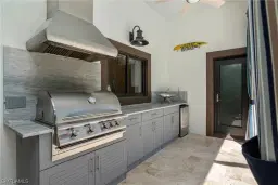 Picture of 790 Broad Ct N, Naples, FL 34102