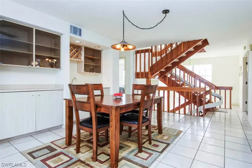 Picture of 235 Palm Lake Dr, Sanibel FL 33957