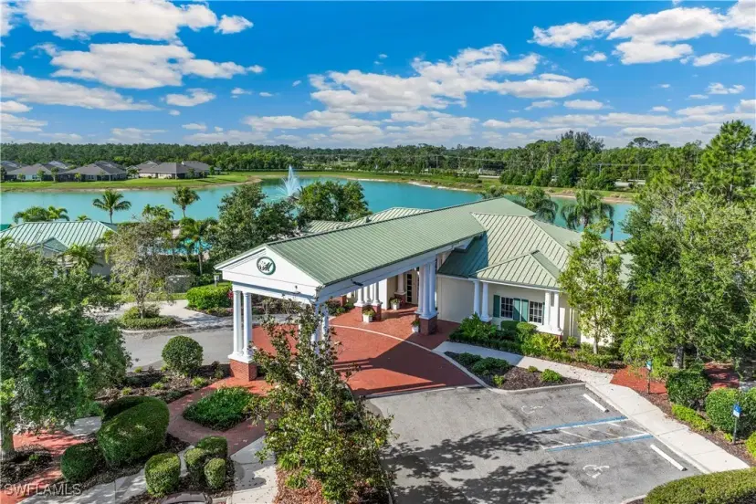 Picture of 3884 Crosswater Dr, North Fort Myers FL 33917