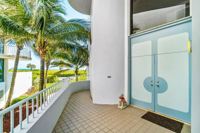 Picture of 2001 SE Sailfish Point Boulevard 104, Stuart FL 34996