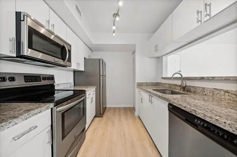 Picture of 117 Yacht Club Way 205, Hypoluxo FL 33462