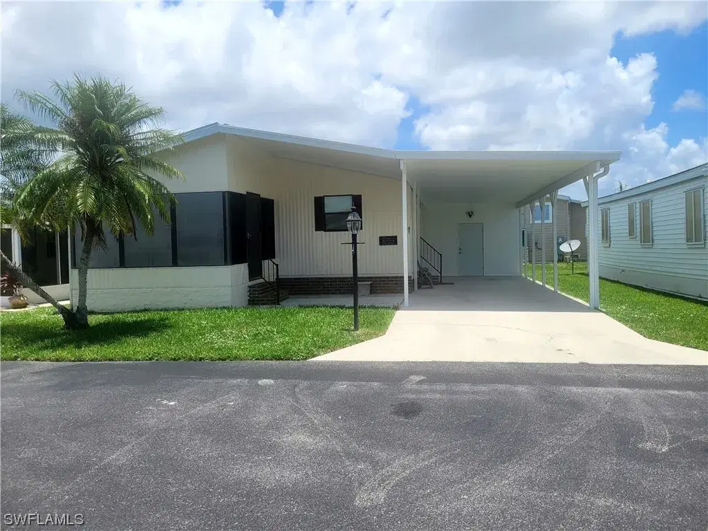 Picture of 31 Amethyst Ave 31-A, Naples, FL 34114