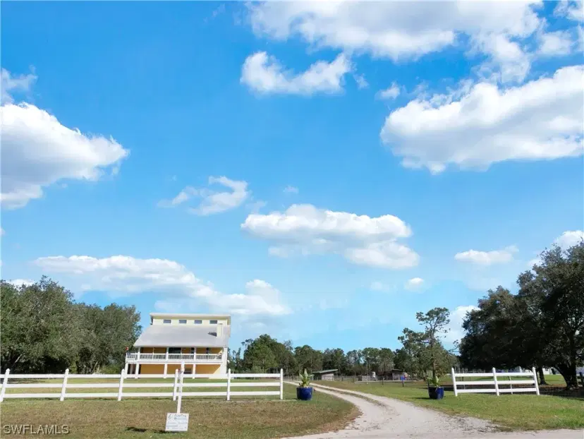 Picture of 11751 Shawnee Rd, Fort Myers FL 33913