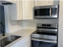 Picture of 713 Gardens Drive 104, Pompano Beach, FL 33069