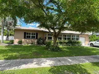 Picture of 1337 Bradford Rd, Fort Myers FL 33901