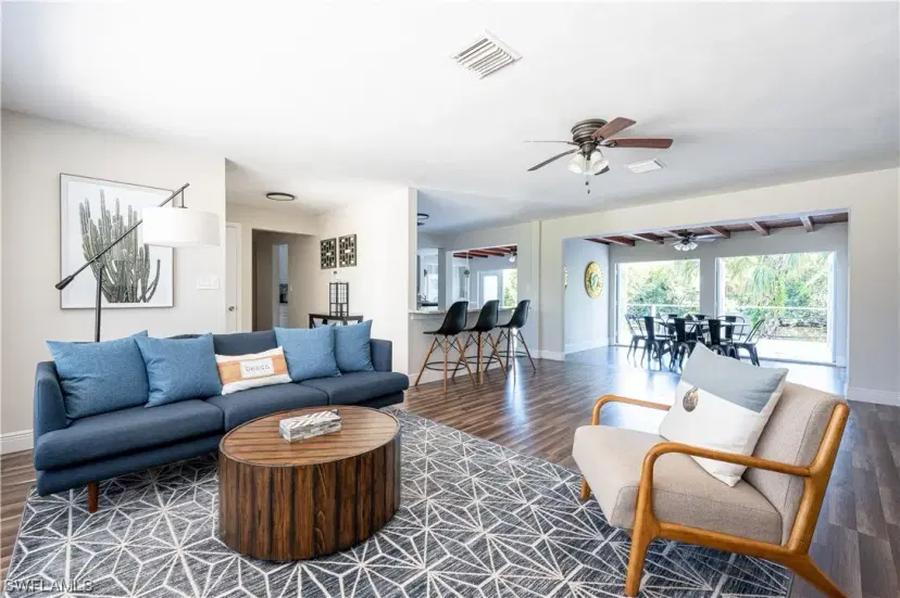 Picture of 514 14Th St N, Naples FL 34102