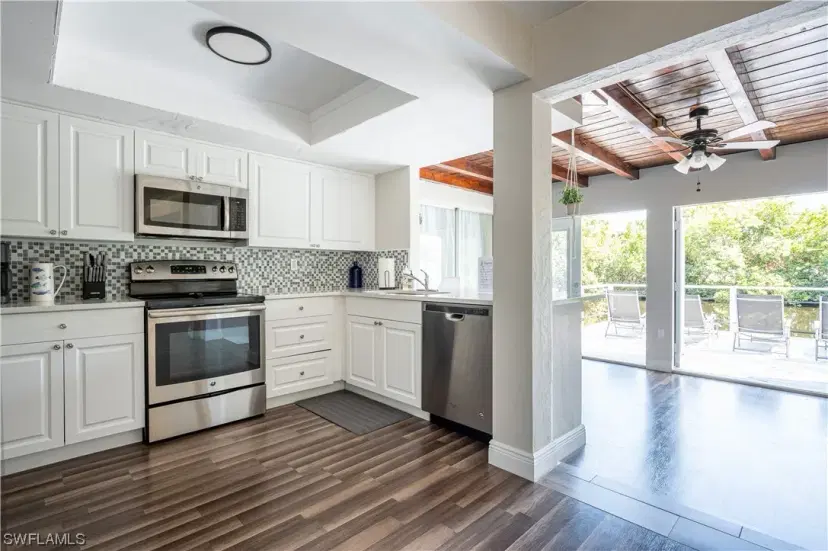 Picture of 514 14Th St N, Naples FL 34102