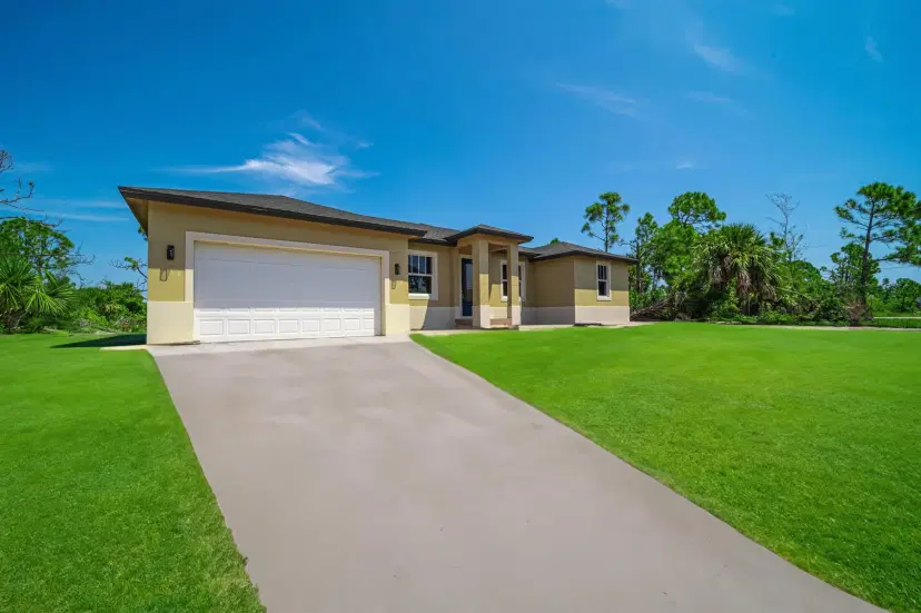 Picture of 15261 Brainbridge Circle, Port Charlotte FL 33981