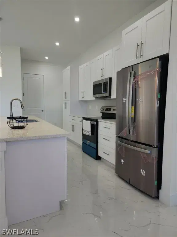 Picture of 408 Kismet Pkwy E, Cape Coral FL 33909