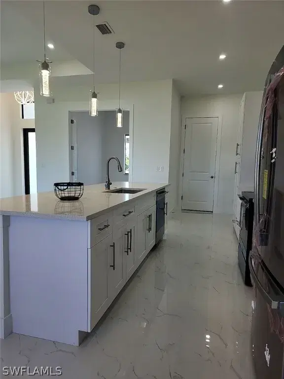 Picture of 408 Kismet Pkwy E, Cape Coral FL 33909