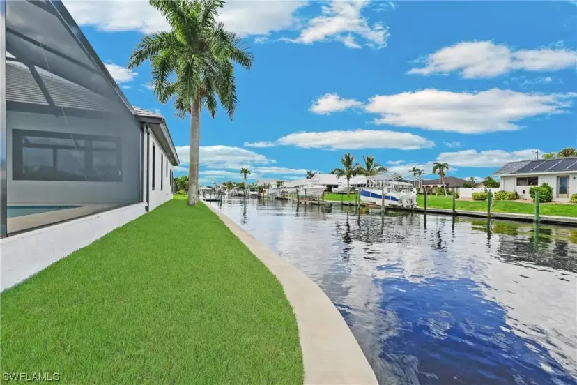 Picture of 2043 SE 29Th St, Cape Coral FL 33904