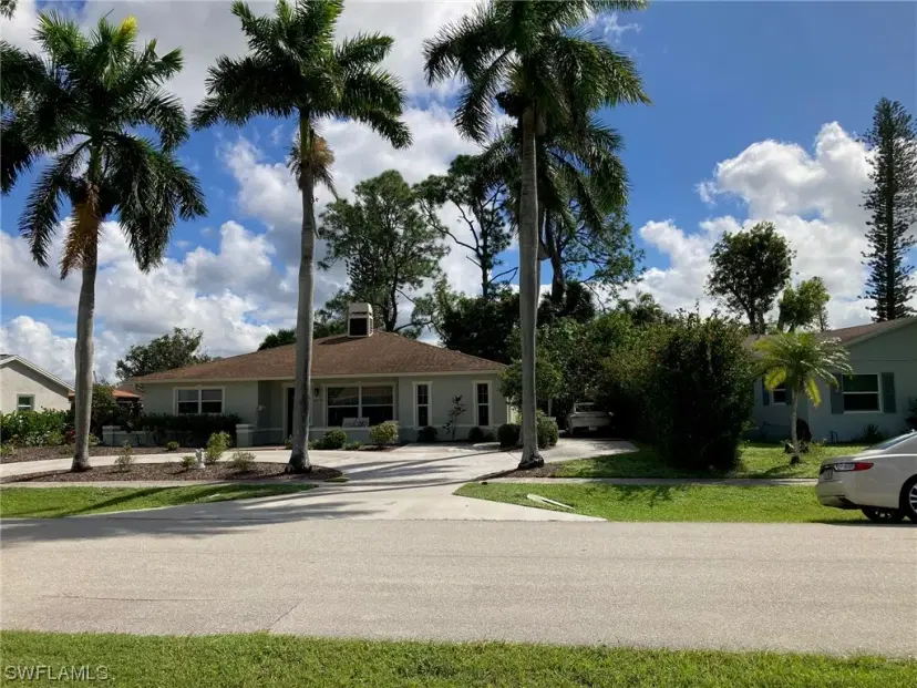 Picture of 3338 Poinciana St, Naples FL 34105