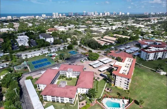 Picture of 53 High Point Cir W 307, Naples FL 34103