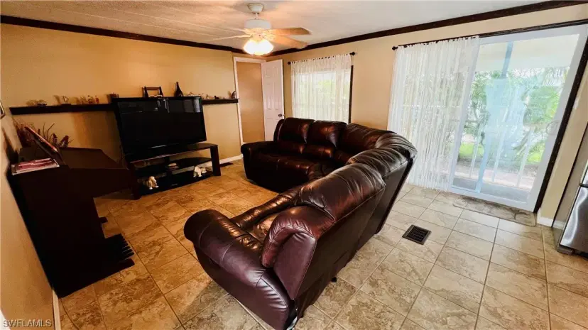 Picture of 27493 Pauline Dr, Bonita Springs FL 34135
