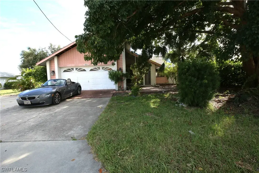 Picture of 504 Cape Coral Pkwy W, Cape Coral, FL 33914
