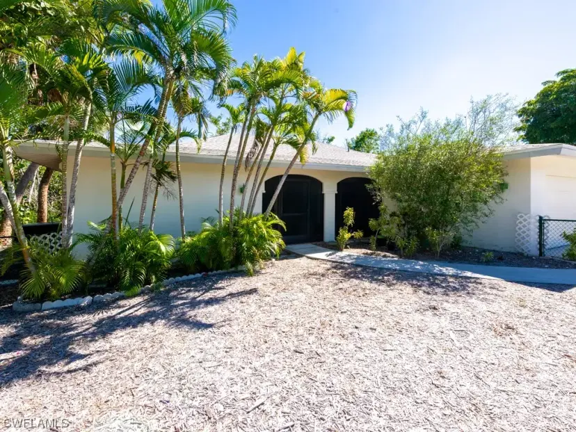 Picture of 1113 Skiff Pl, Sanibel FL 33957