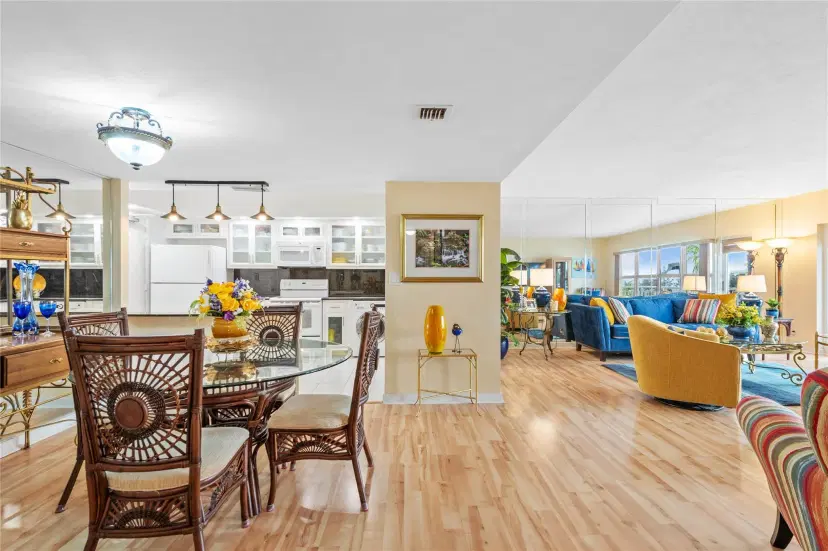 Picture of 3850 Galt Ocean Dr 210, Fort Lauderdale FL 33308