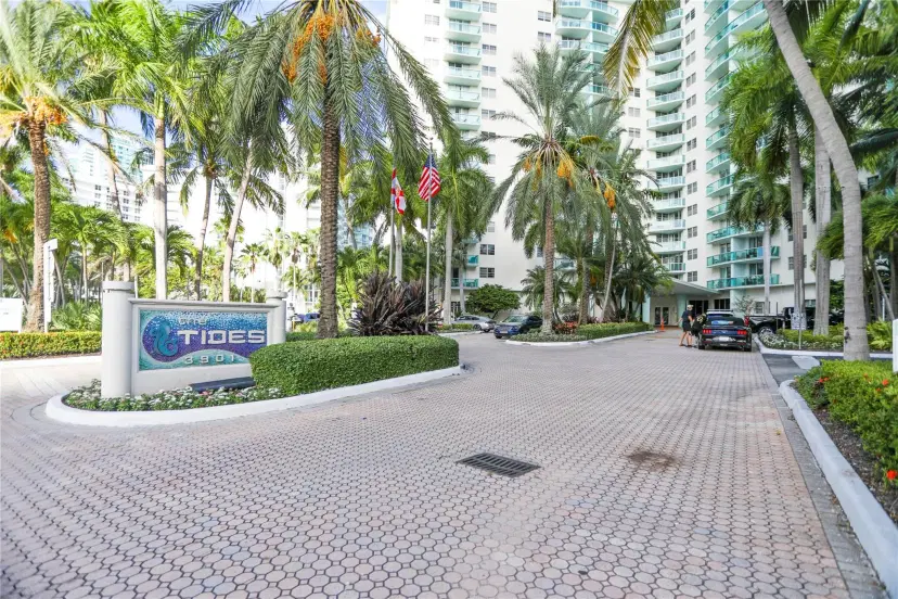 Picture of 3901 S Ocean Dr C4A, Hollywood FL 33019