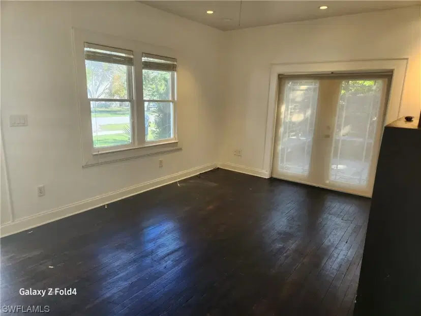 Picture of 2406 Grand Ave, Fort Myers FL 33901