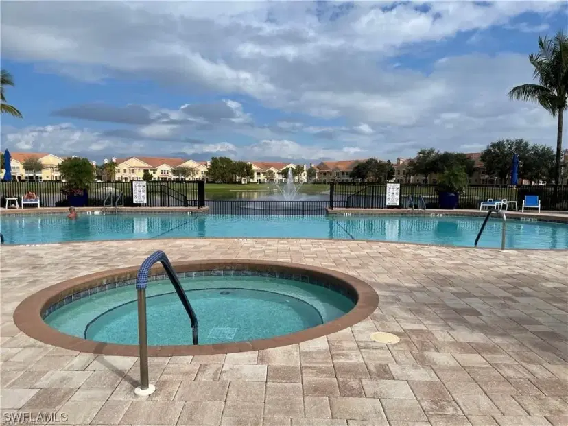 Picture of 1830 Concordia Lake Cir 1604, Cape Coral FL 33909