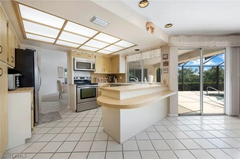 Picture of 1700 Sandpiper St, Naples FL 34102