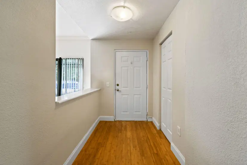 Picture of 2917 Tuscany Court 102, Palm Beach Gardens FL 33410