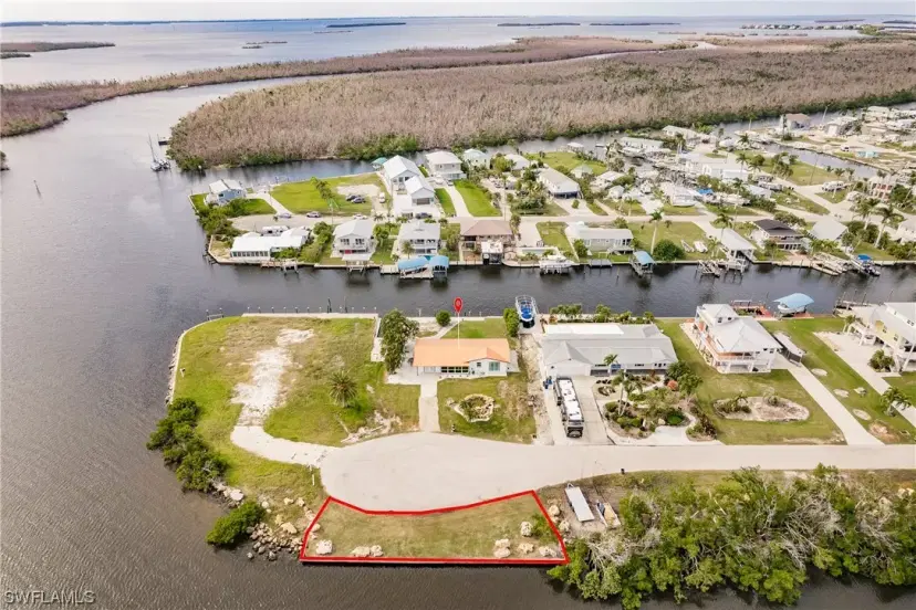 Picture of 2201 Sanibel Blvd, St. James City FL 33956