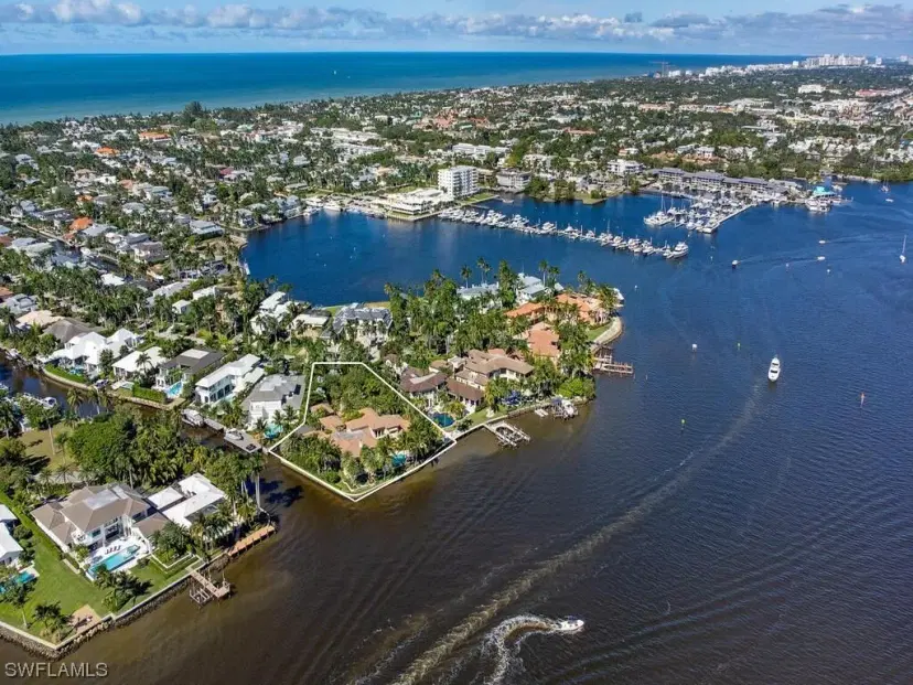 Picture of 960 17Th Ave S, Naples FL 34102