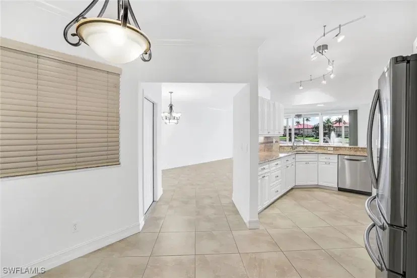 Picture of 255 Waterside Cir 5-102, Marco Island FL 34145