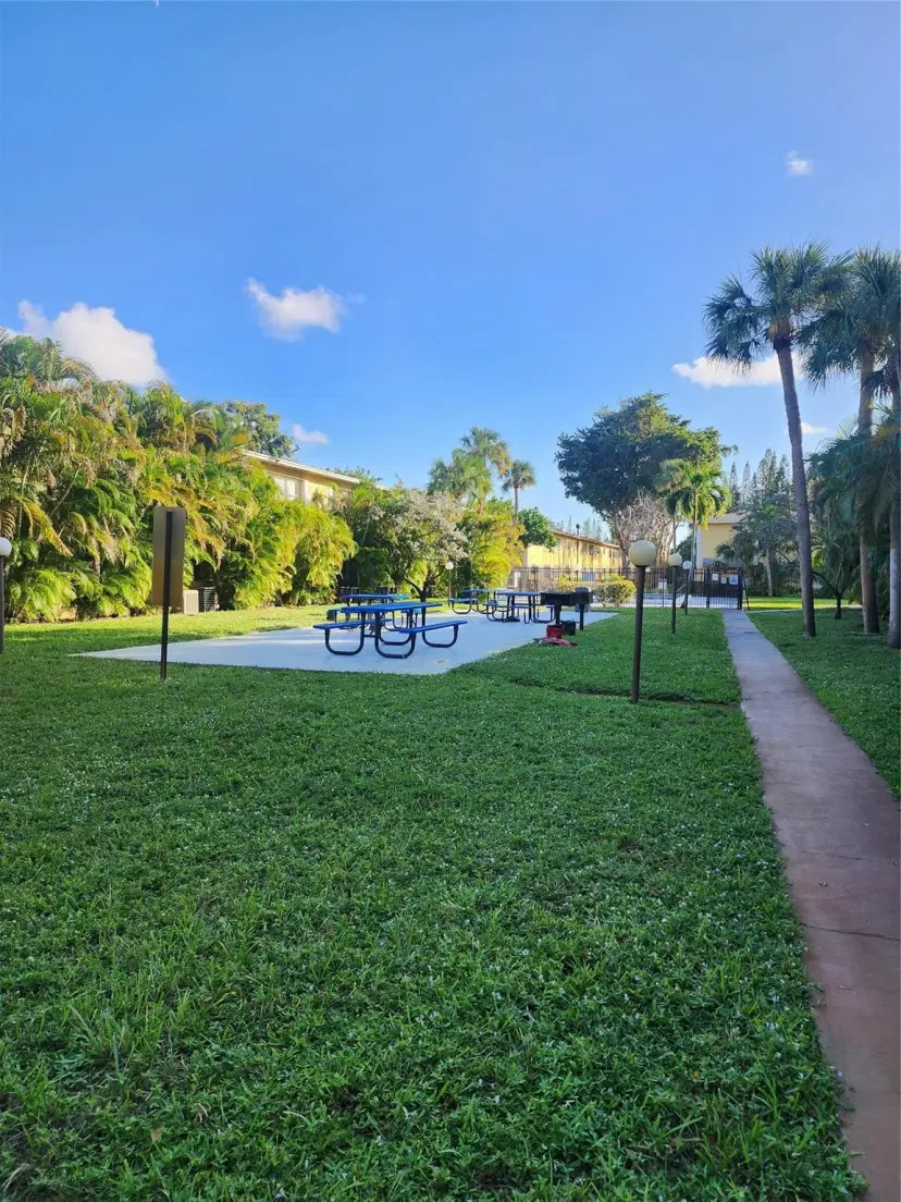 Picture of 530 SE 2Nd Ave # F22, Deerfield Beach FL 33441