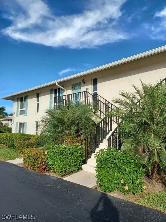 Picture of 219 Palm Dr 219-2, Naples FL 34112