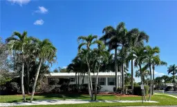 Picture of 1004 Diamond Lake Cir, Naples, FL 34114