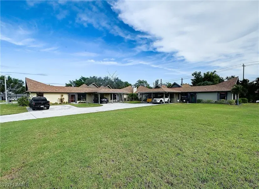 Picture of 4266 Island Cir B, Fort Myers FL 33919