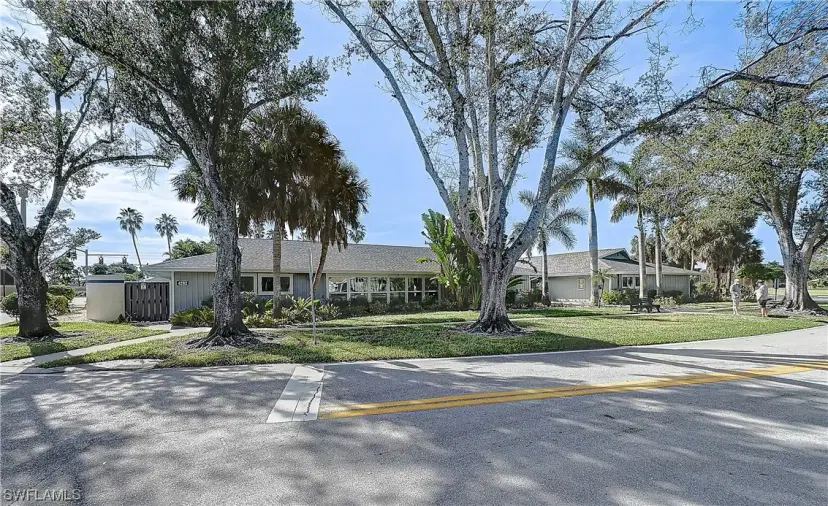 Picture of 4266 Island Cir B, Fort Myers FL 33919