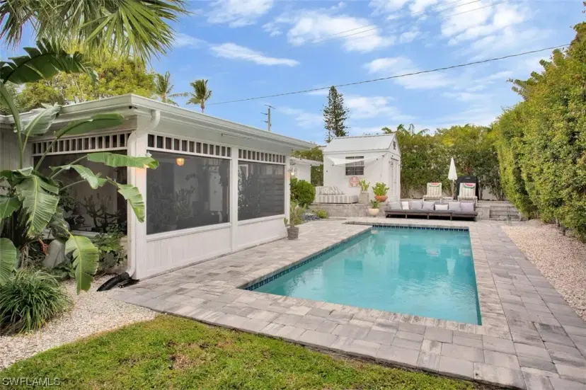 Picture of 540 7Th St N, Naples FL 34102