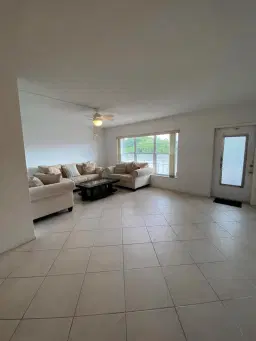 Picture of 311 Wellington C, West Palm Beach, FL 33417
