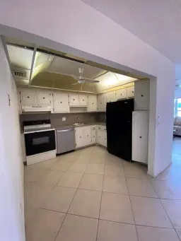 Picture of 311 Wellington C, West Palm Beach, FL 33417