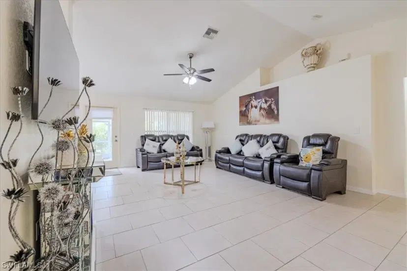 Picture of 403 Windermere Dr, Lehigh Acres FL 33972