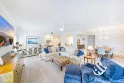 Picture of 758 Eagle Creek Dr 104, Naples, FL 34113