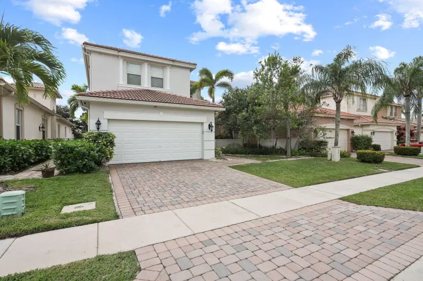 Picture of 143 Isle Verde Way, Palm Beach Gardens FL 33418