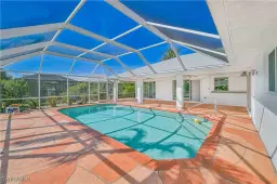 Picture of 1318 SE 21St Ln, Cape Coral, FL 33990