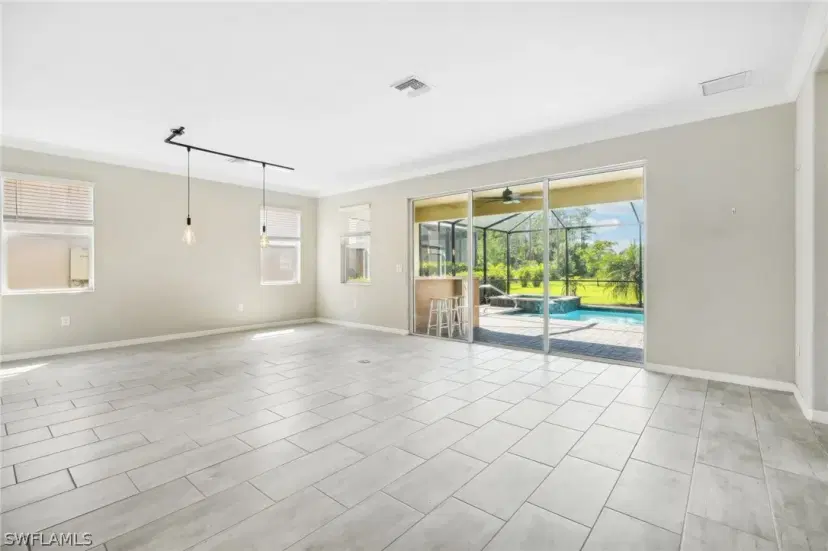Picture of 10327 Fontanella Dr, Fort Myers FL 33913