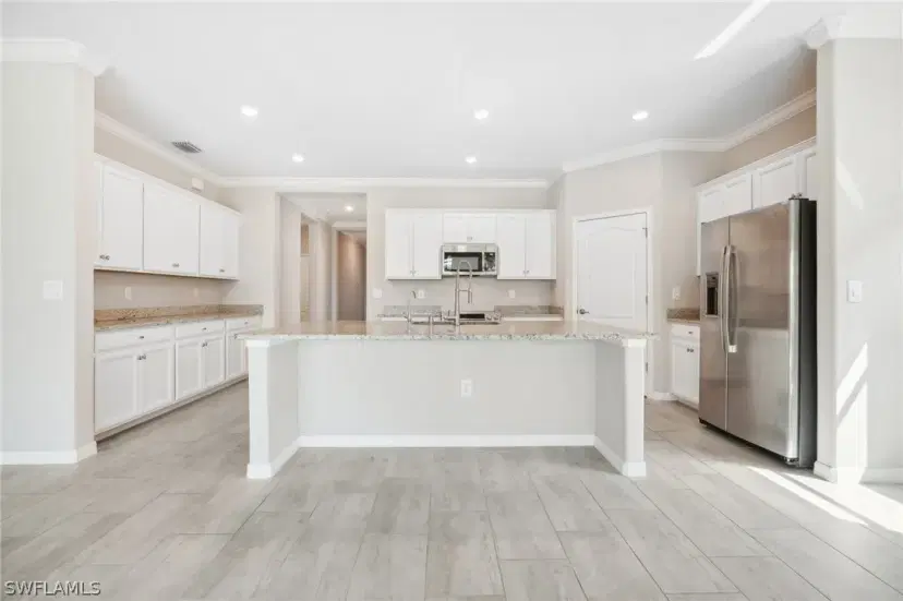 Picture of 10327 Fontanella Dr, Fort Myers FL 33913