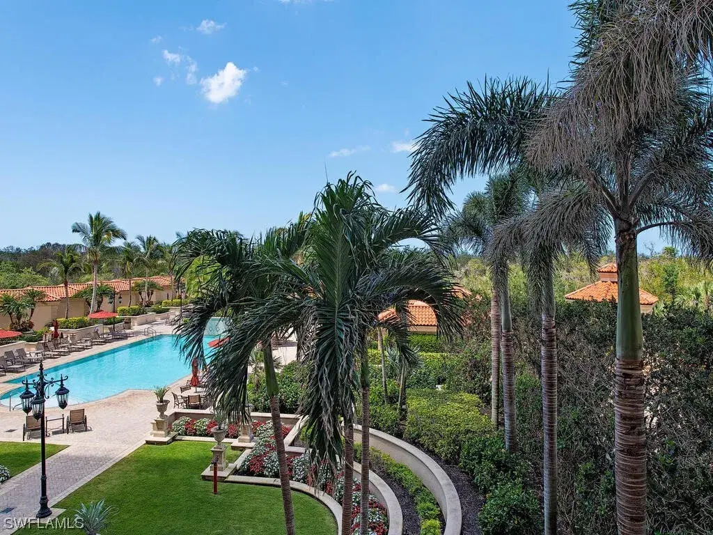 Picture of 6597 Nicholas Blvd 405, Naples, FL 34108