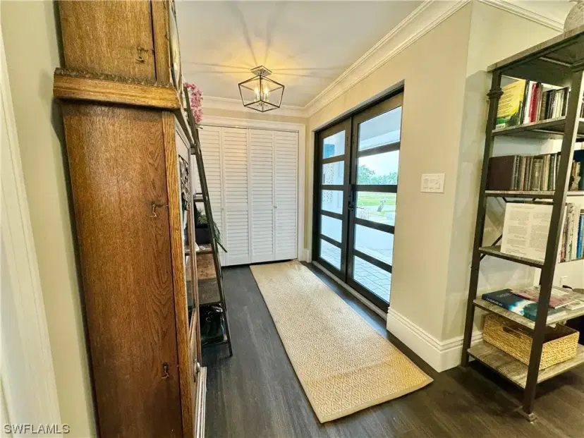 Picture of 580 Tripoli Ct, Marco Island FL 34145