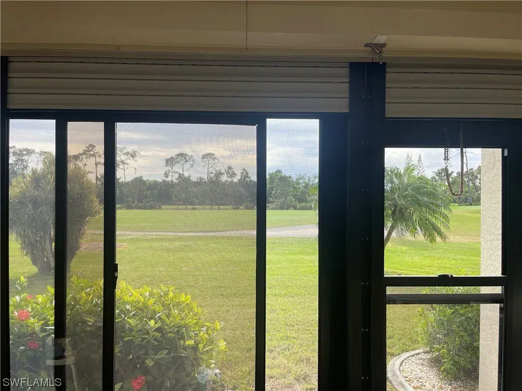 Picture of 5730 Trailwinds Dr 413, Fort Myers, FL 33907