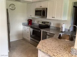 Picture of 5730 Trailwinds Dr 413, Fort Myers, FL 33907